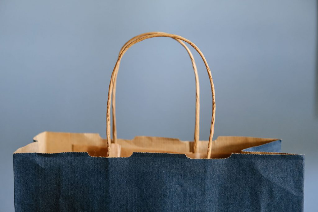 e-commerce shopping bag